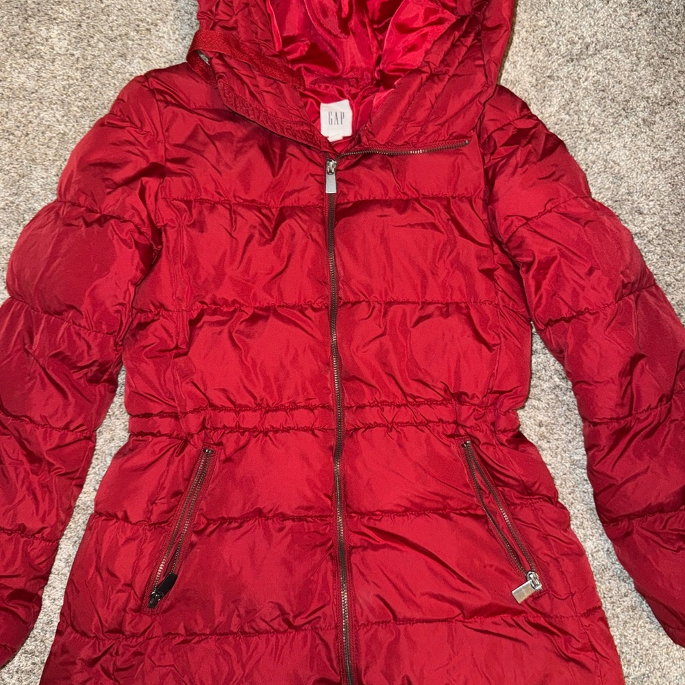 GAP Women's Cherry Red Puffer Coat